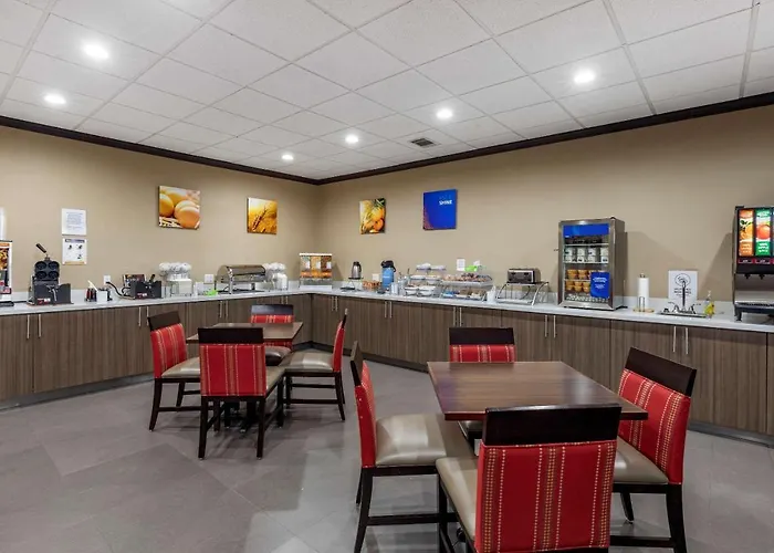 Comfort Suites Waco Near University Area
